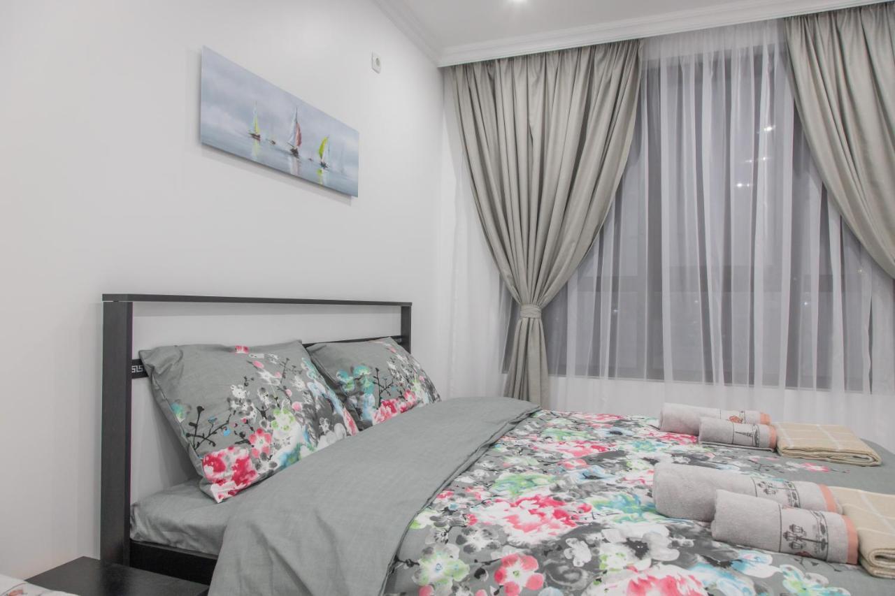 Vip Luxury Apartment Burgas Exterior photo